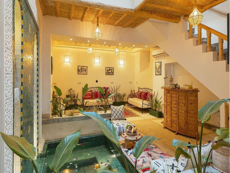 Riad Mama Square image