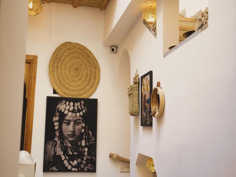 Riad Mama Square image