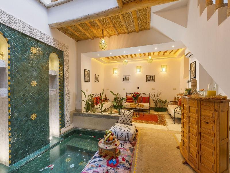 Riad Mama Square image
