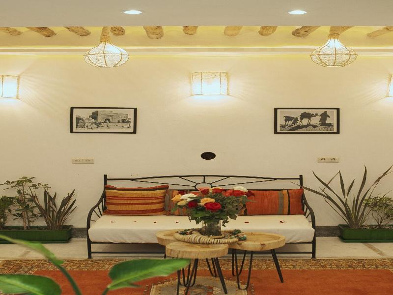 Riad Mama Square image