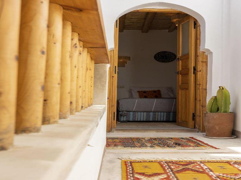 Riad Mama Square image