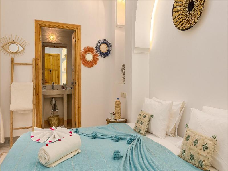 Riad Mama Square image