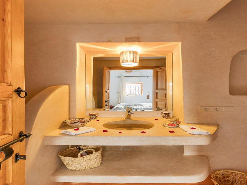 Riad Mama Square image