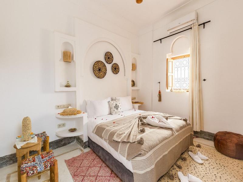 Riad Mama Square image