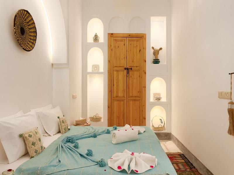 Riad Mama Square image