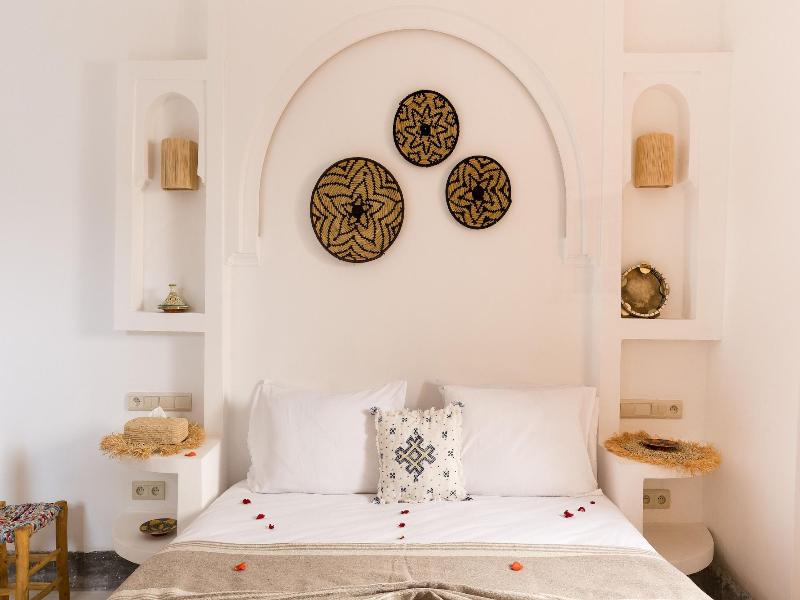 Riad Mama Square image