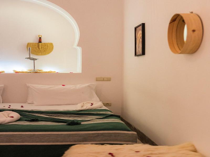 Riad Mama Square image