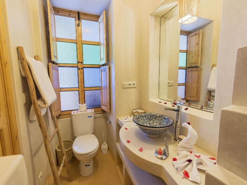Riad Mama Square image