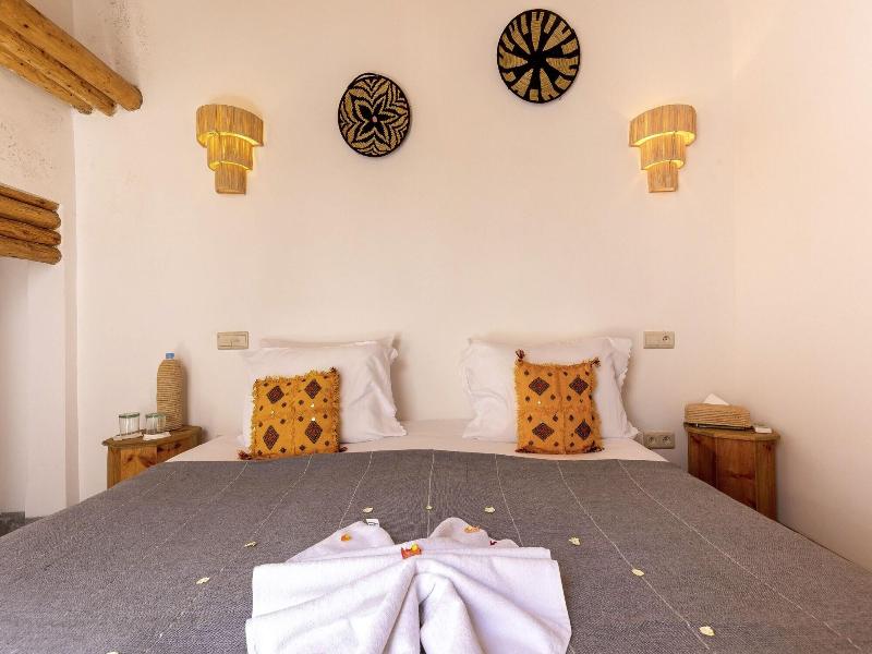 Riad Mama Square image