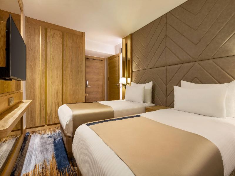 Days Inn By Wyndham Istanbul Bomonti image