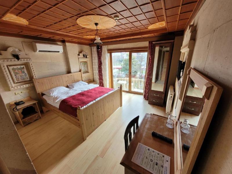 Saruhan Hotel image