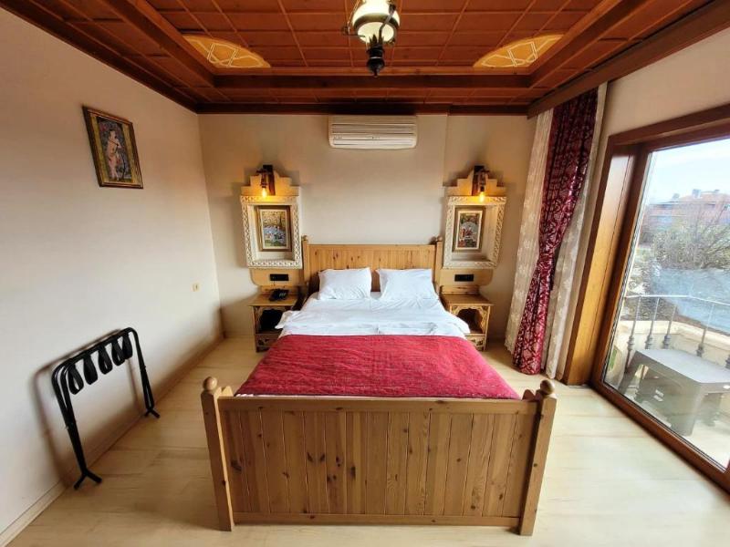 Saruhan Hotel image