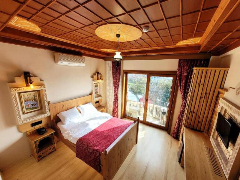 Saruhan Hotel image