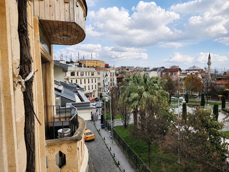 Saruhan Hotel image