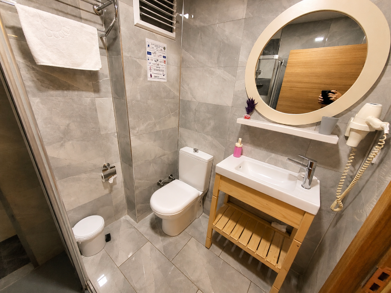 Saruhan Hotel image