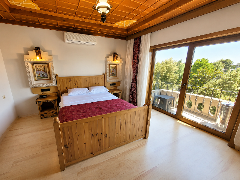 Saruhan Hotel image
