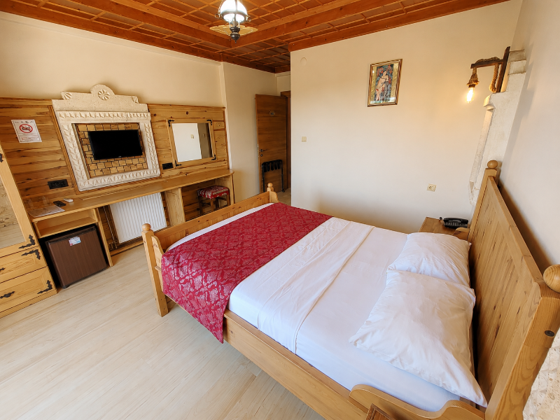 Saruhan Hotel image