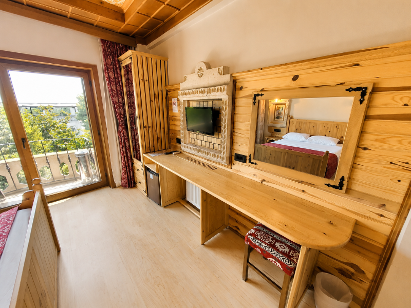 Saruhan Hotel image