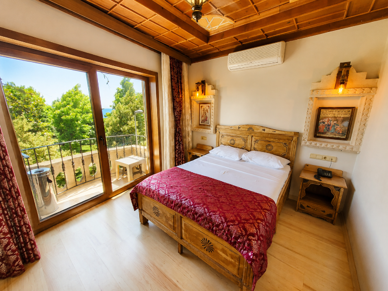 Saruhan Hotel image
