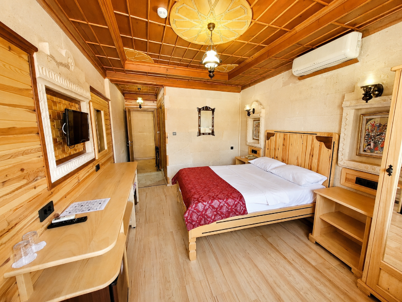 Saruhan Hotel image