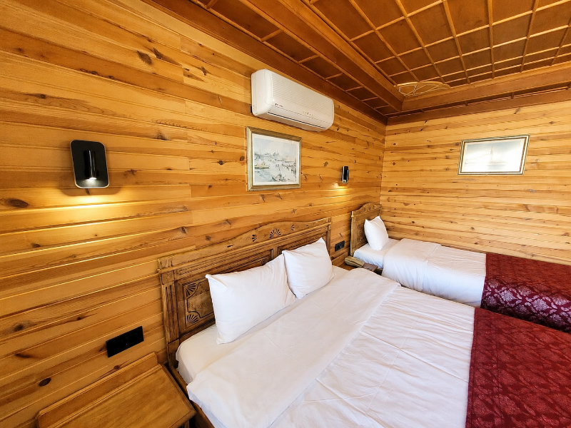 Saruhan Hotel image