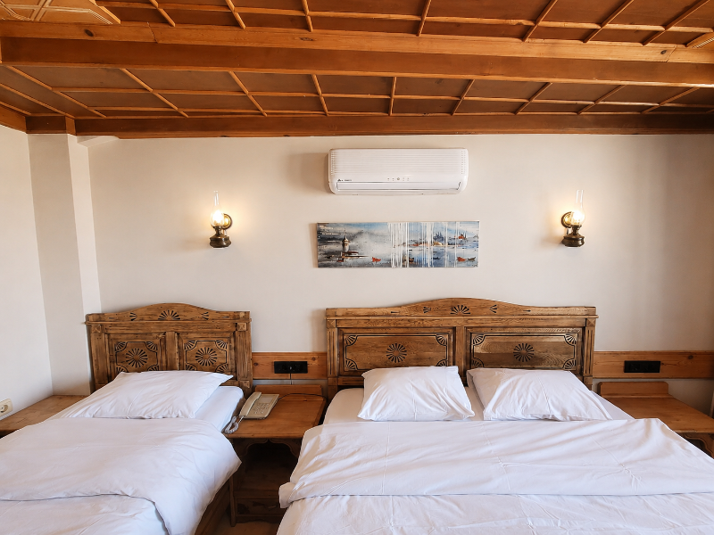 Saruhan Hotel image
