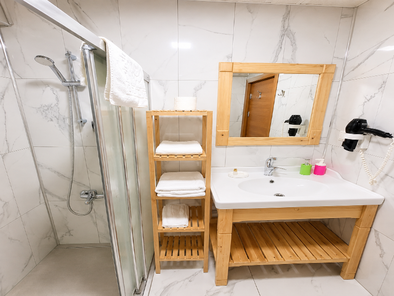Saruhan Hotel image