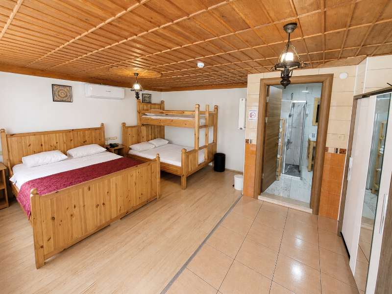 Saruhan Hotel image