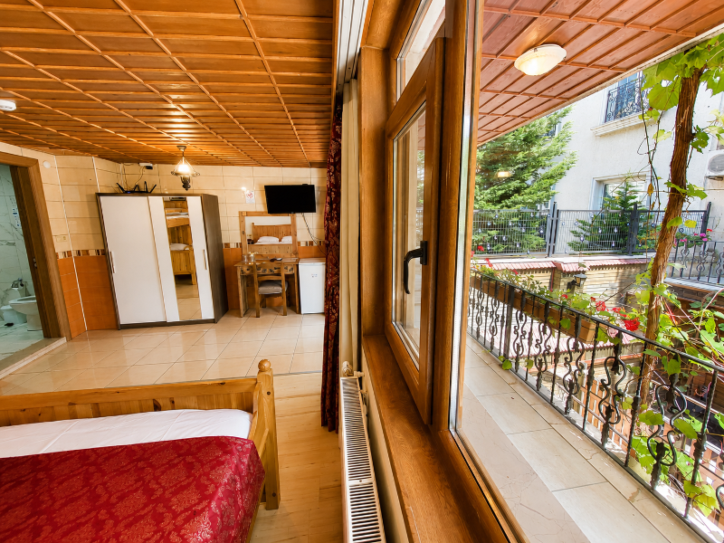 Saruhan Hotel image