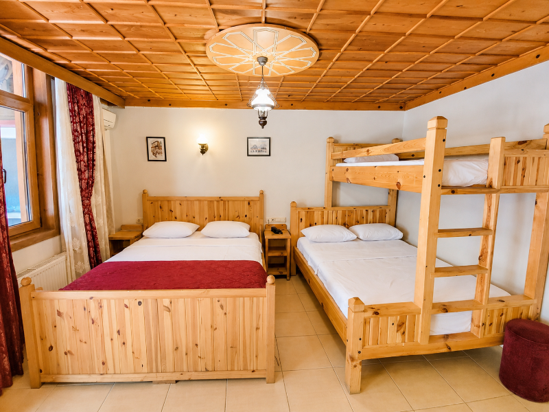 Saruhan Hotel image