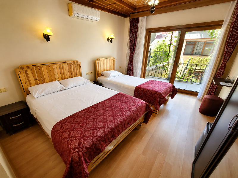 Saruhan Hotel image