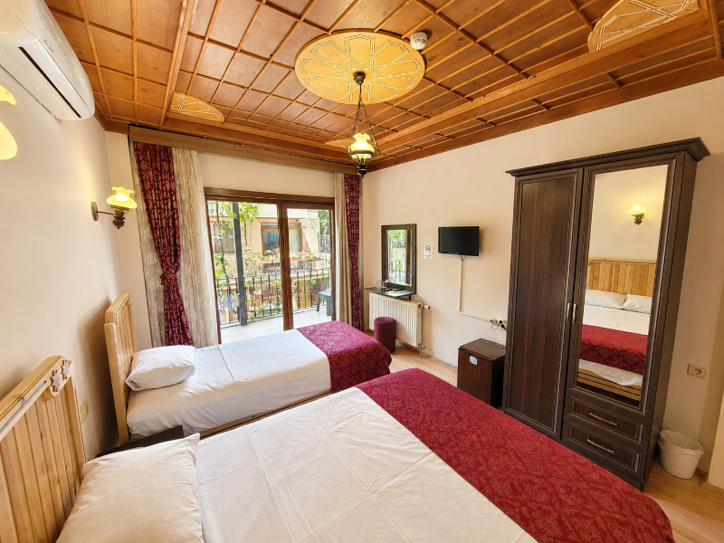 Saruhan Hotel image