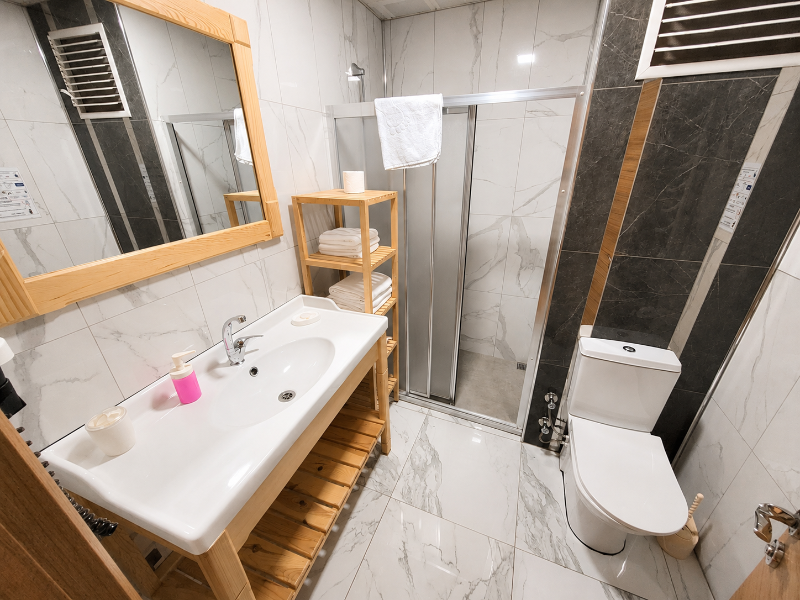 Saruhan Hotel image