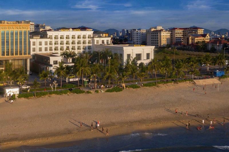 Nesta Hotel Da Nang image