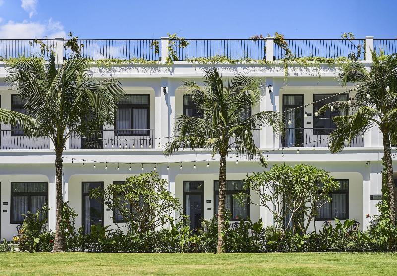 Nesta Hotel Da Nang image