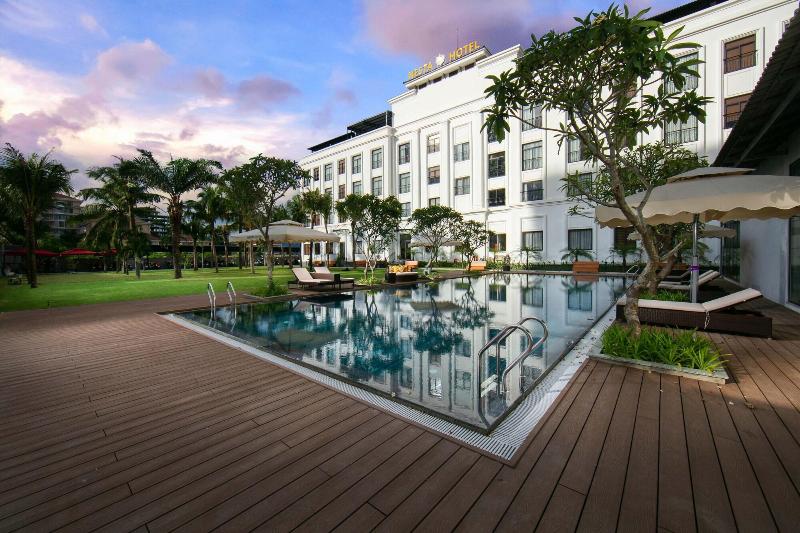 Nesta Hotel Da Nang image