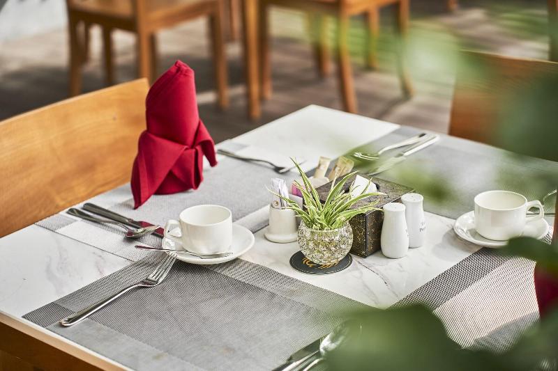Nesta Hotel Da Nang image