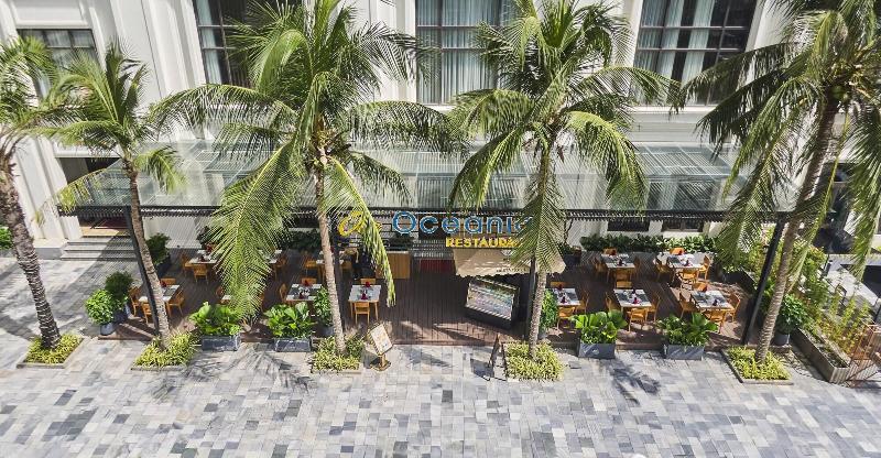Nesta Hotel Da Nang image