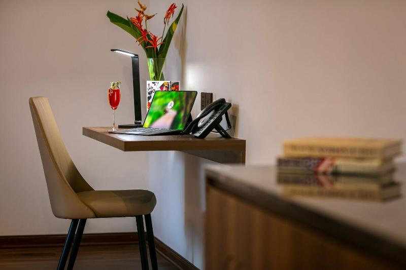 Nesta Hotel Da Nang image