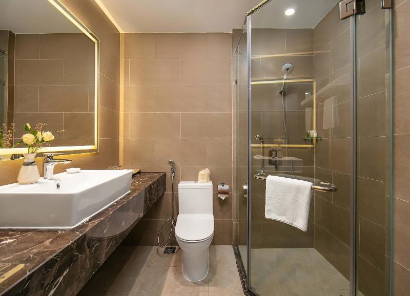 Nesta Hotel Da Nang image