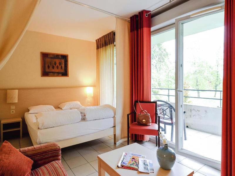 Adonis Divonne Les Bains Residence Du Lac image