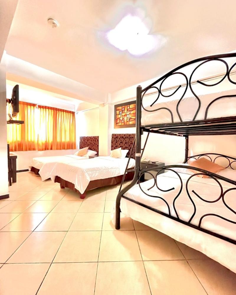 Hotel Presidente Premium Salinas image