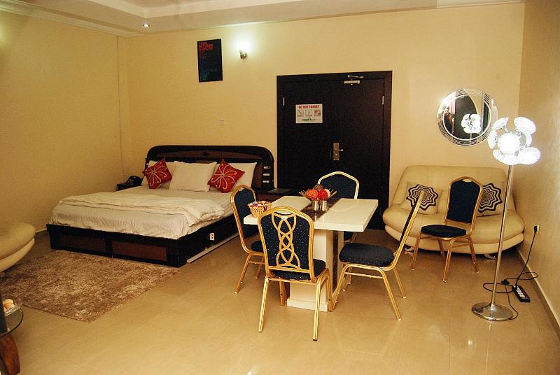 Mmmhouse Abuja image