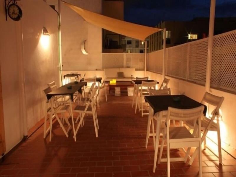 Hostal Juanita image