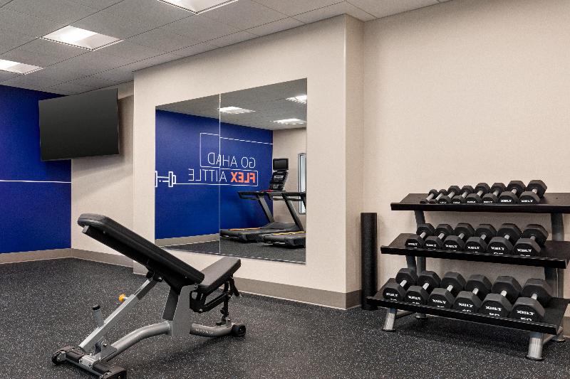Holiday Inn Express & Suites Rhinelander By IHG image