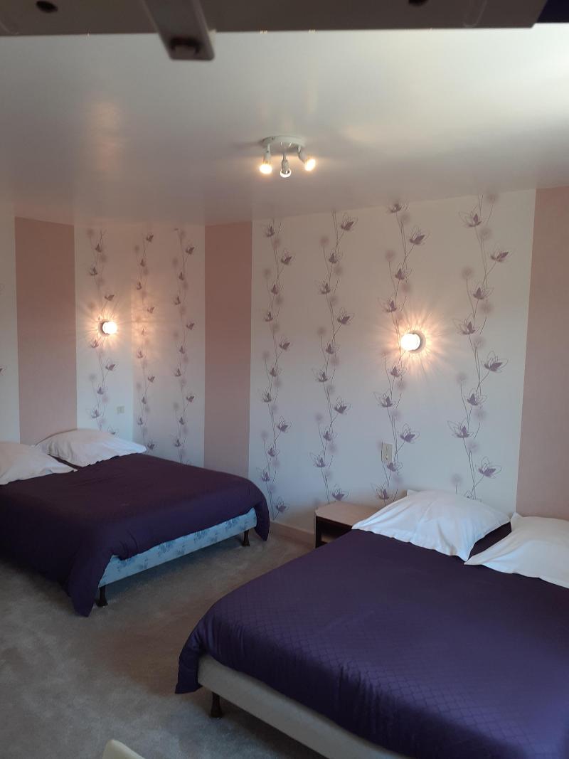 Logis Hotel Au Puits Enchante image