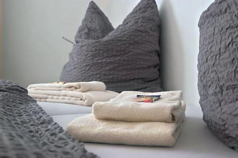 Hotel Merlin Garni image
