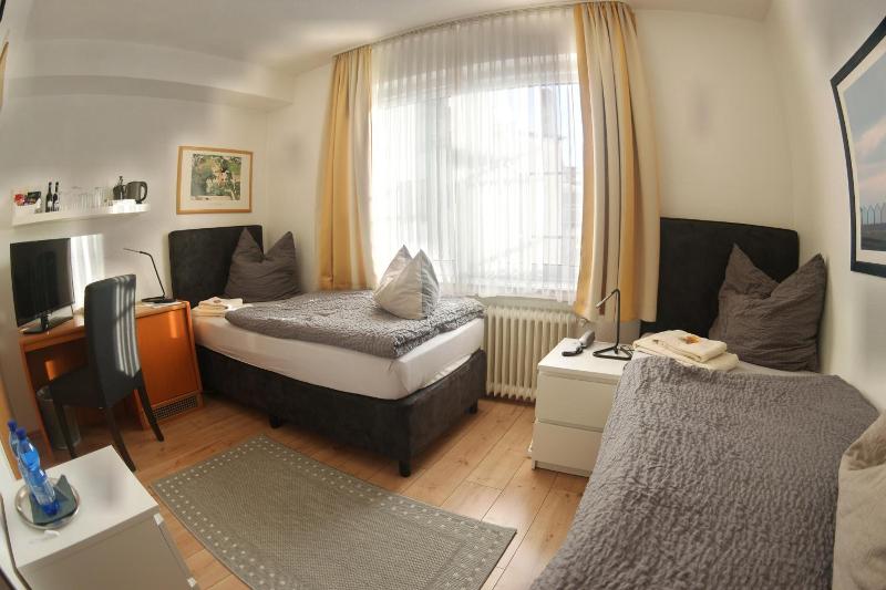 Hotel Merlin Garni image