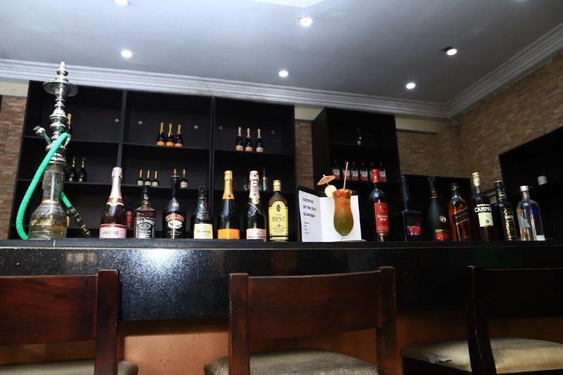 Signatious Hotels & Suites Lagos image