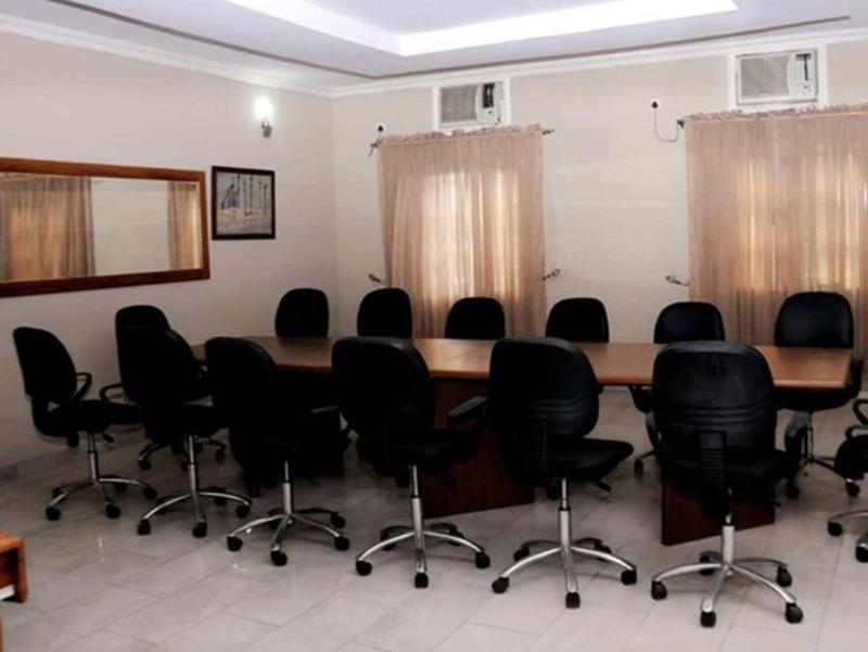 Signatious Hotels & Suites Lagos image